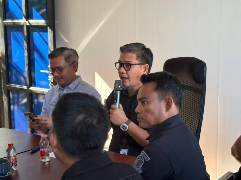 Direktur Utama Perumda Parkir Makassar Raya, Adi Rasyid Ali