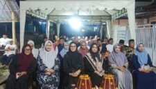 Suasana takziah hari ketiga almarhum H. Achmadin Rahman