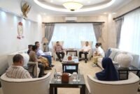 Wali Kota Makassar, Munafri Arifuddin bersama Eko Ricky Susanto selaku Direktur Pemasaran Ritel PT Pertamina Patra Niaga dan jajaran
